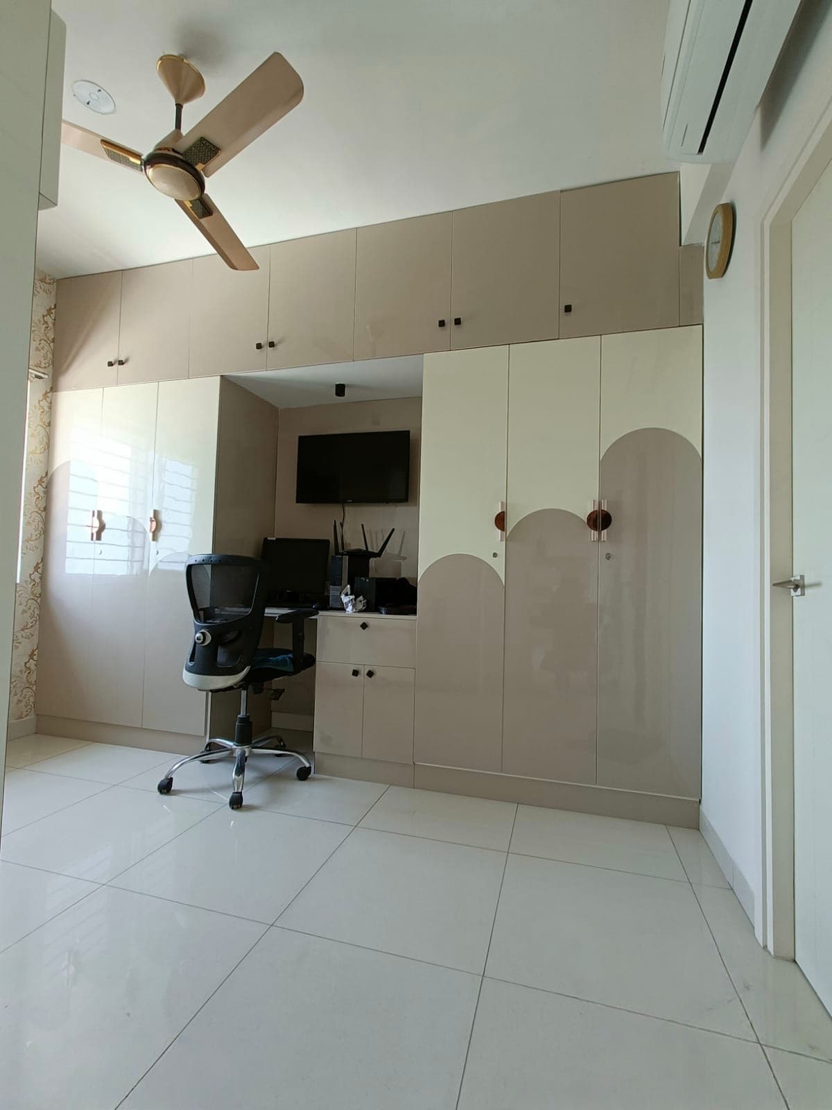Home Office Wardrobe
